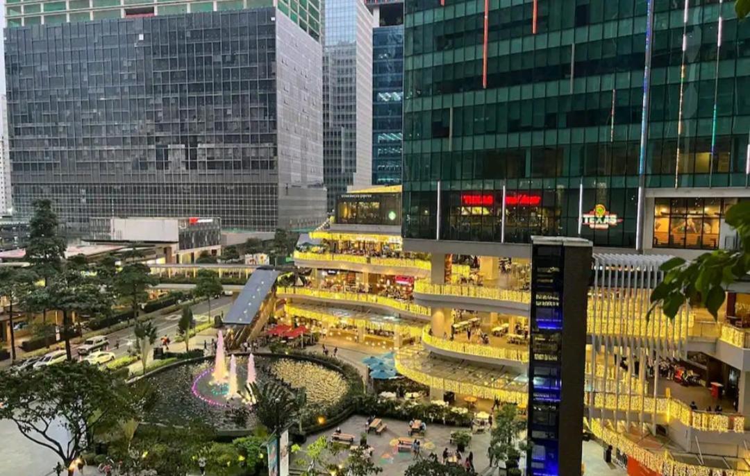 One Uptown Opposite Of Grandhyatt Hotel Manila Taguig City Quarto foto